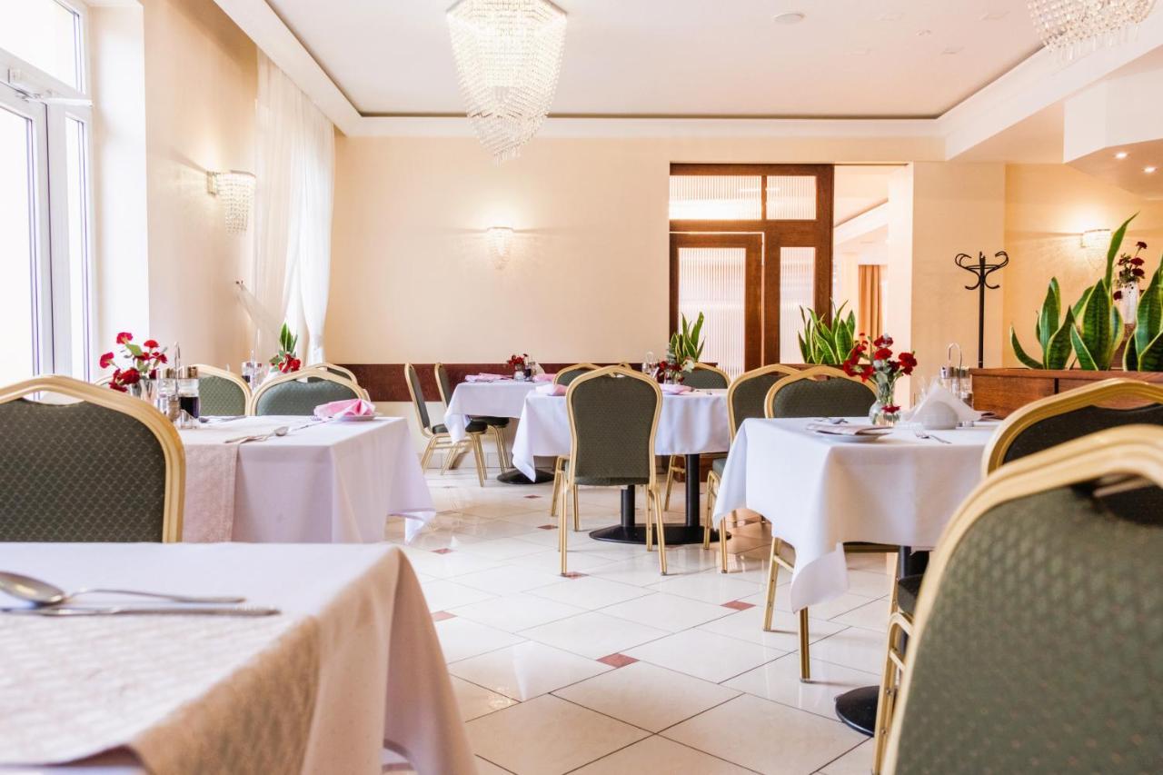 Hotel Sylwia Sośnicowice Buitenkant foto