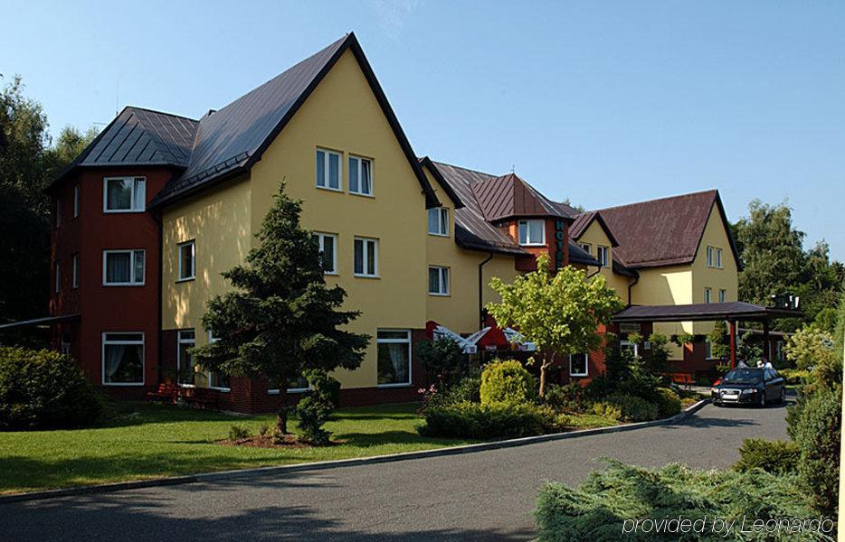 Hotel Sylwia Sośnicowice Buitenkant foto